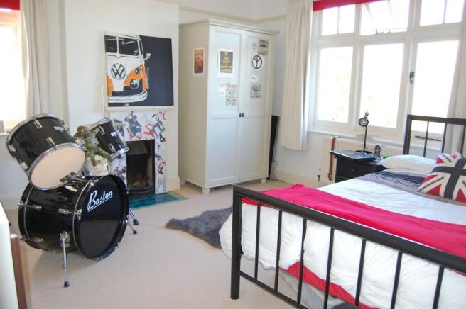 Photo 10