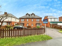 Flat 2, 170 Berwyn House, Whitley Wood Road, Reading RG2 8LQ