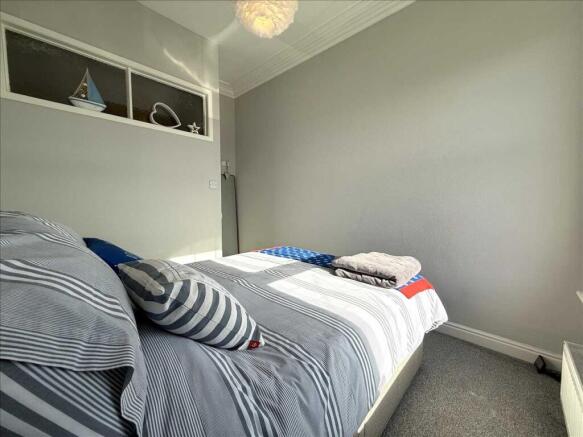 Bedroom (front)