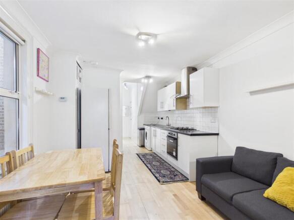 CAM04419G0-PR0103-STILL001.jpg