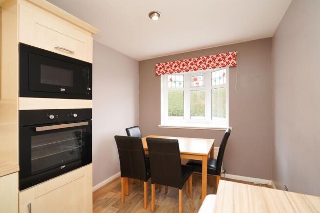 2 bed Detached Bungalow to rent Image 7
