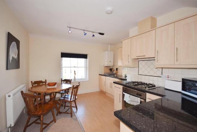 KITCHEN.jpg
