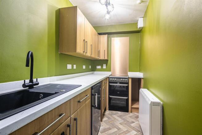 1 bed Apartment to rent Image 3