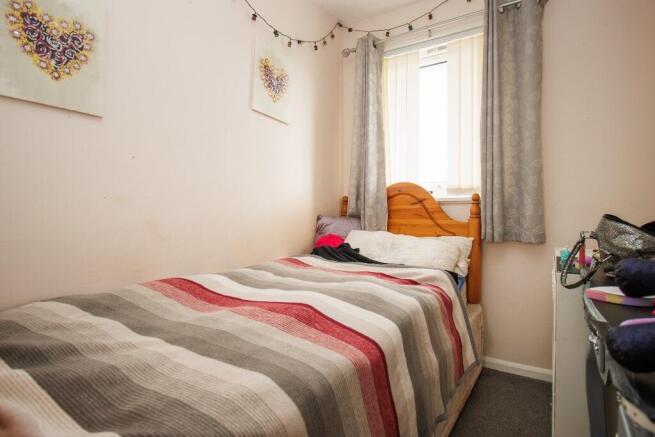 3 bed Semi-Detached for sale Image 12