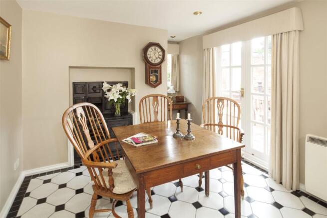 Breakfast Room