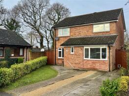 11, Woodlands Close, Christchurch BH23 8NF