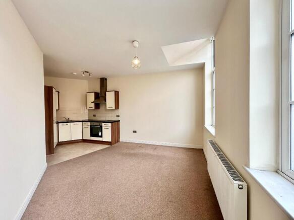 1 bed Flat to rent Image 3