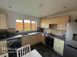 20, George Beck Road, Great Yarmouth NR29 4AY