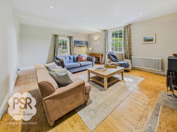 11 - Sitting Room