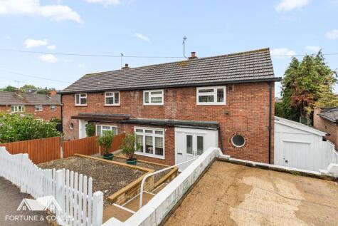 Beaconfield Way, Epping