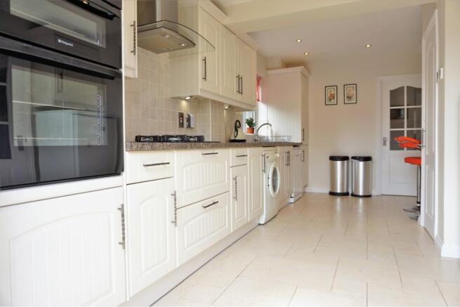 Kitchen / Breakfast