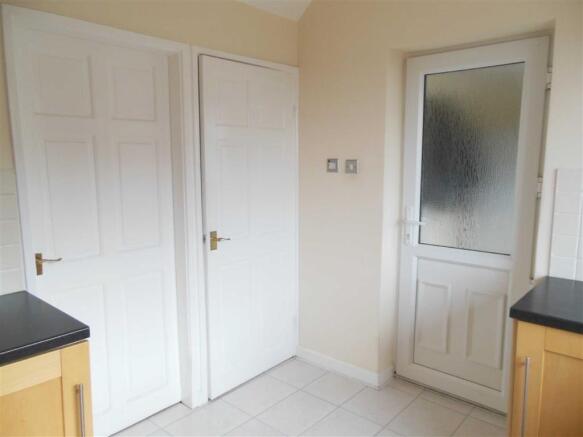 Kitchen: