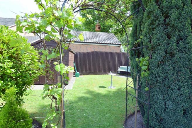 Rear shed area.JPG
