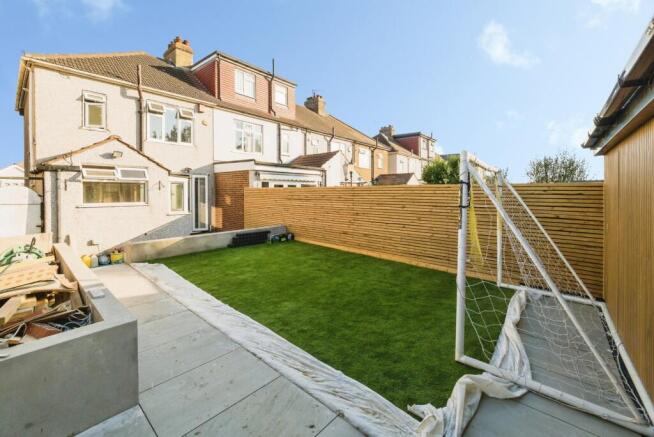 pbox-IMG.jpg