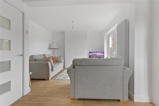 4 bed Semi-Detached for sale Image 6