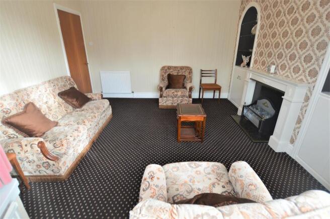 Lounge1.JPG