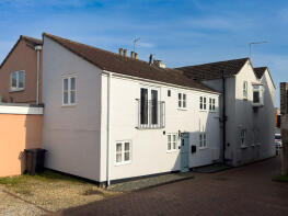 3, St Clares Mews, Felpham Road, Bognor Regis PO22 7AB