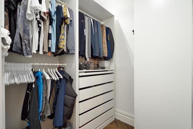 Walk In Wardrobe