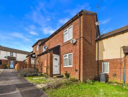 44, Roxburghe Close, Whitehill, Bordon GU35 9QZ