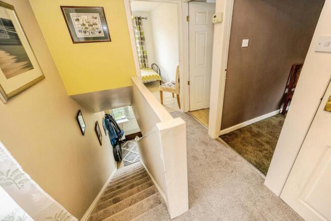 3 bed Semi-Detached for sale Image 8