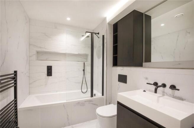2 bed Apartment to rent Image 5