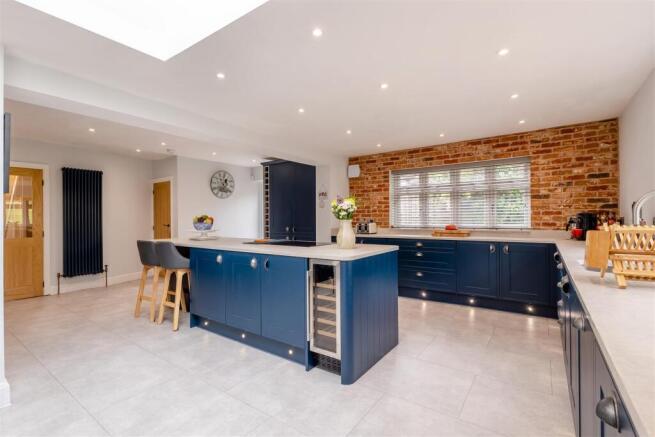 8649737-interior05.jpg