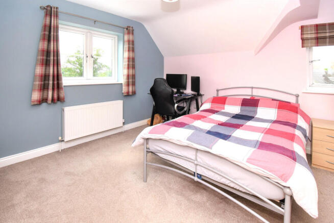 Photo 11