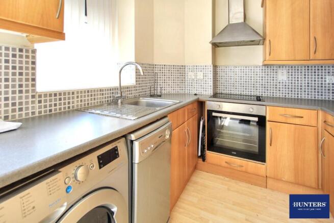2 bed Flat to rent Image 4