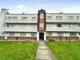 Flat 7, Warwick Court, Princes Drive, Harrow HA1 4UB