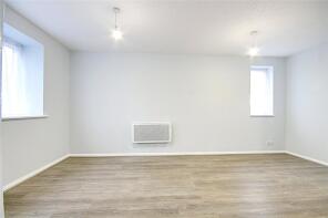 45, Fisher Close, Enfield EN3 6WQ