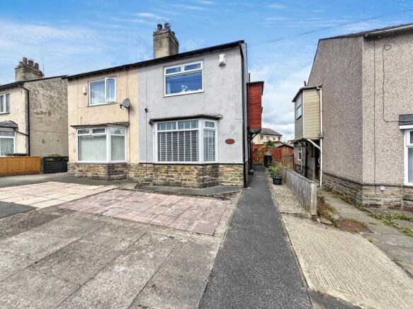 2 bed Semi-Detached for sale Image 5