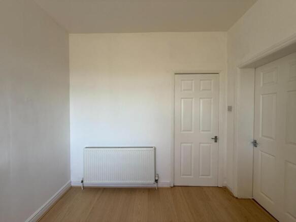 3 bed Terraced for sale Image 7