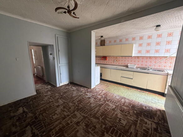 Penallt Terrace, Llanelli, SA15 1HD photo 4