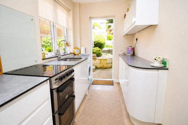 Modern Fitted Kitchen