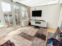 13, Farrant Way, Borehamwood WD6 4TE