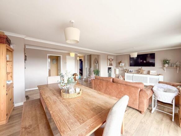 Lounge / Diner