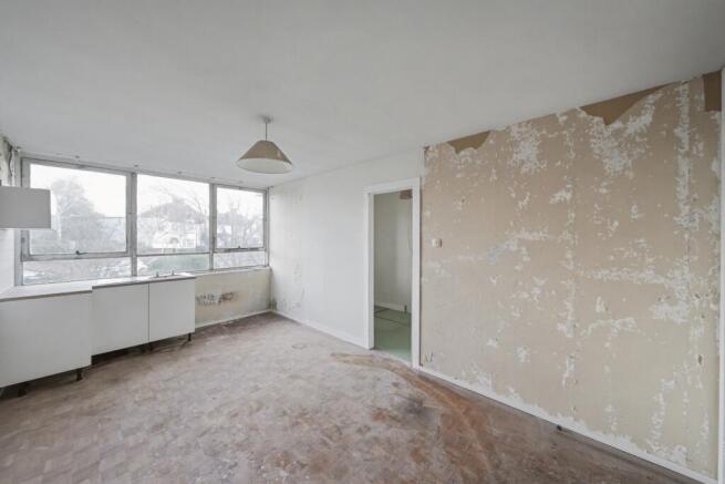 8 Howmic Court, Arlington Road, Twickenham, TW1 2BD