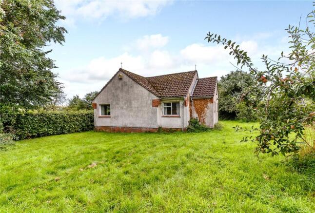 Garden To House