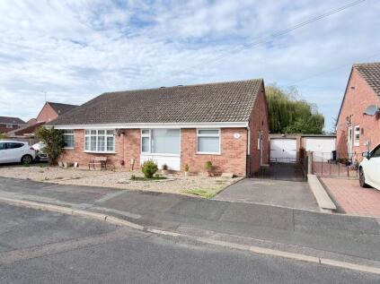 Churchill Grove, Tewkesbury, GL20