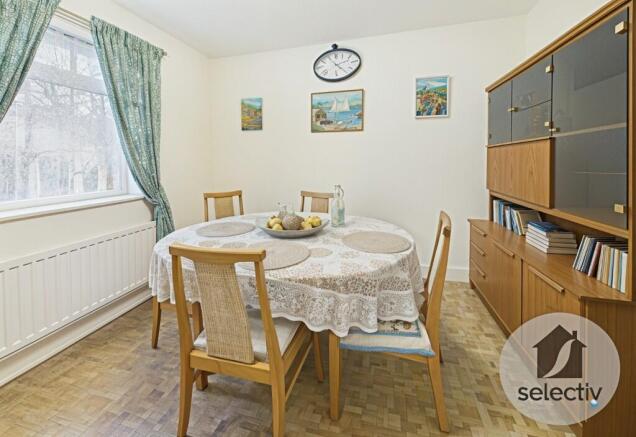 3 bed Semi-Detached for sale Image 5