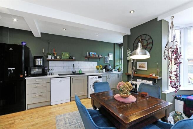 2 bed Semi-Detached for sale Image 7