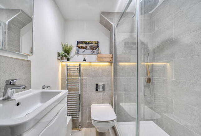 1343834-5-68a71b3...