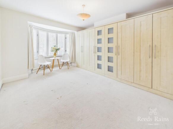 3 bed Semi-Detached for sale Image 8