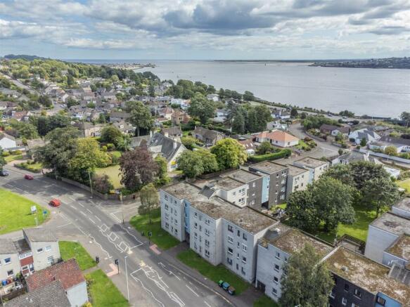 375 Craigie Drive Dundee-13.jpg
