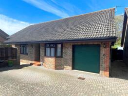 32, Coombe Park, Ventnor PO38 3PH