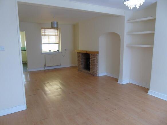 2 bed Terraced for sale Image 5