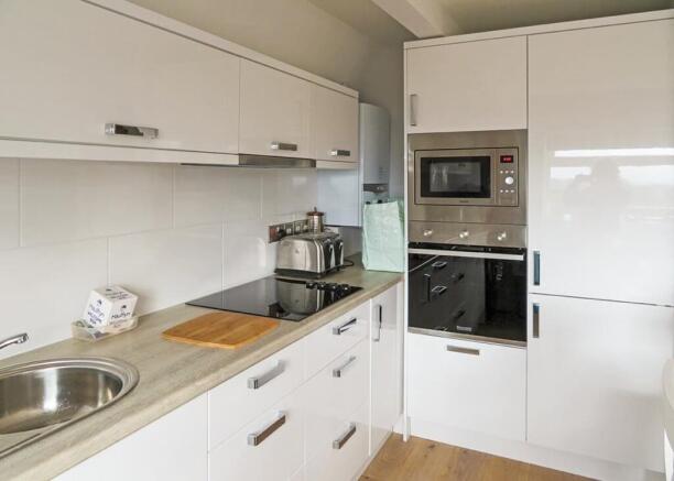 25 Haytor View , South West England, Barley Lane, Chudleigh, South West, TQ13 0EJ, United Kingdom photo 4
