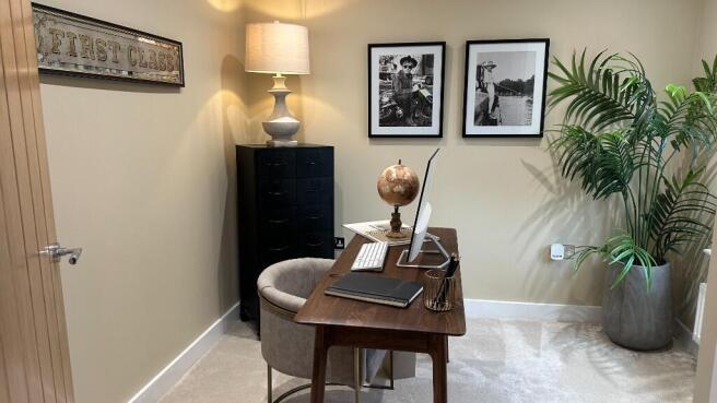 4 bed Detached for sale Image 5