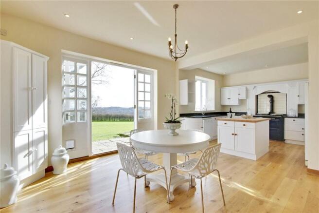Kitchen/Breakfast