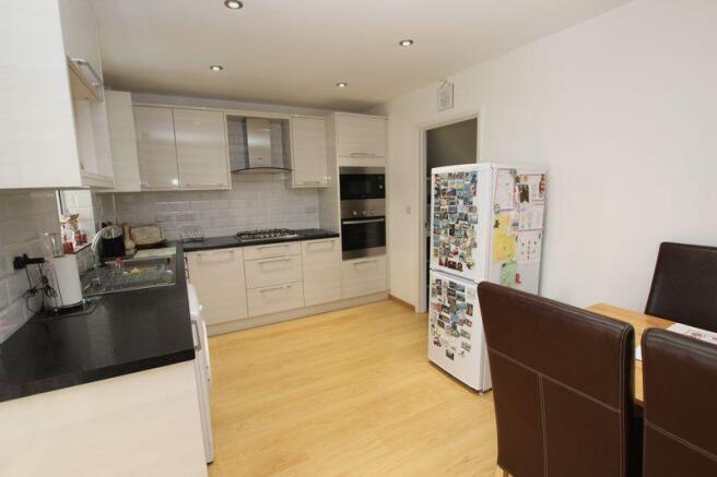 Dining kitchen